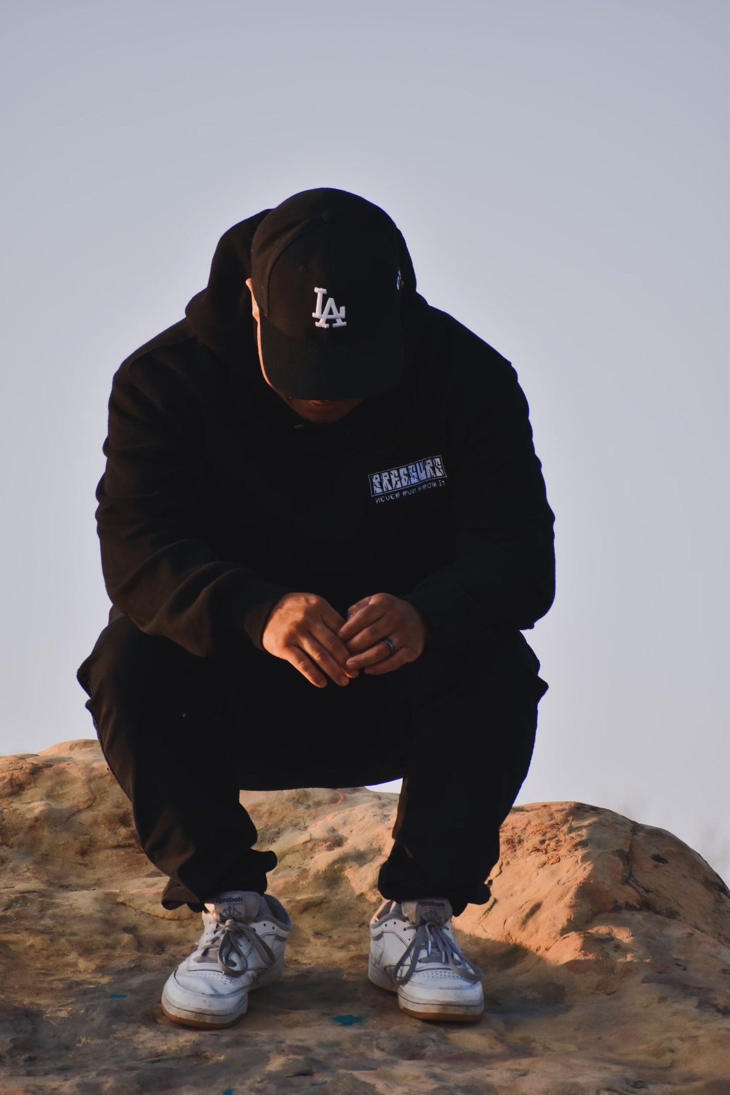 PRESSURE CLASSIC LOGO HOODIE